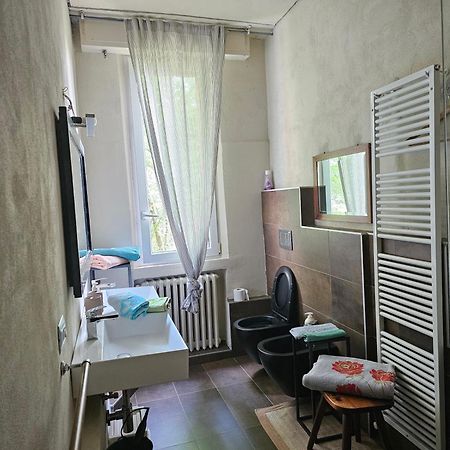 Casa Vincenzo 130 Mq Con Portico Ed Ingresso Esclusivo Dal Giardino Villa Felino Eksteriør bilde