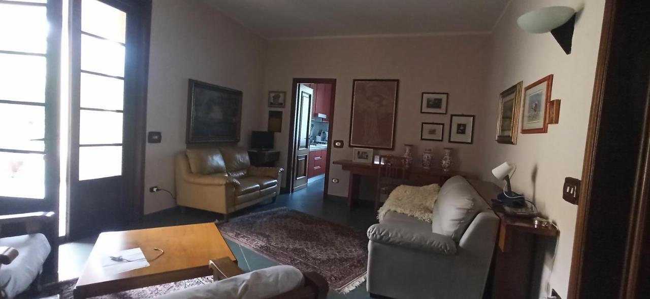 Casa Vincenzo 130 Mq Con Portico Ed Ingresso Esclusivo Dal Giardino Villa Felino Eksteriør bilde