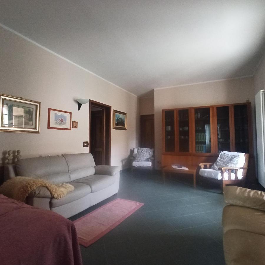 Casa Vincenzo 130 Mq Con Portico Ed Ingresso Esclusivo Dal Giardino Villa Felino Eksteriør bilde