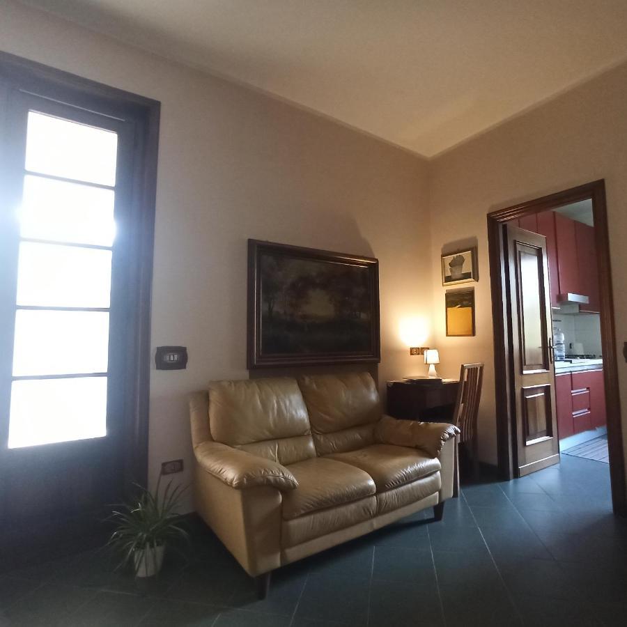 Casa Vincenzo 130 Mq Con Portico Ed Ingresso Esclusivo Dal Giardino Villa Felino Eksteriør bilde