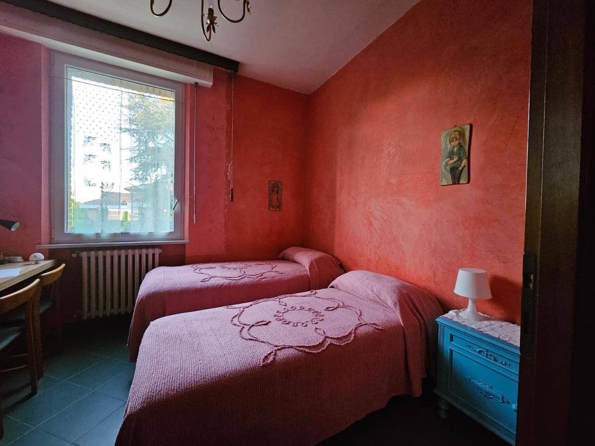 Casa Vincenzo 130 Mq Con Portico Ed Ingresso Esclusivo Dal Giardino Villa Felino Eksteriør bilde