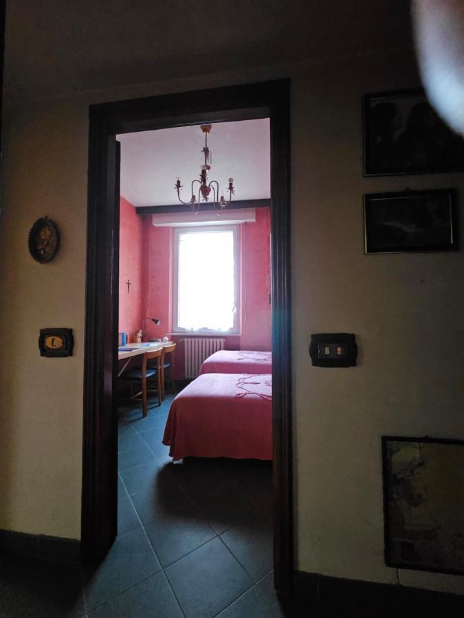 Casa Vincenzo 130 Mq Con Portico Ed Ingresso Esclusivo Dal Giardino Villa Felino Eksteriør bilde